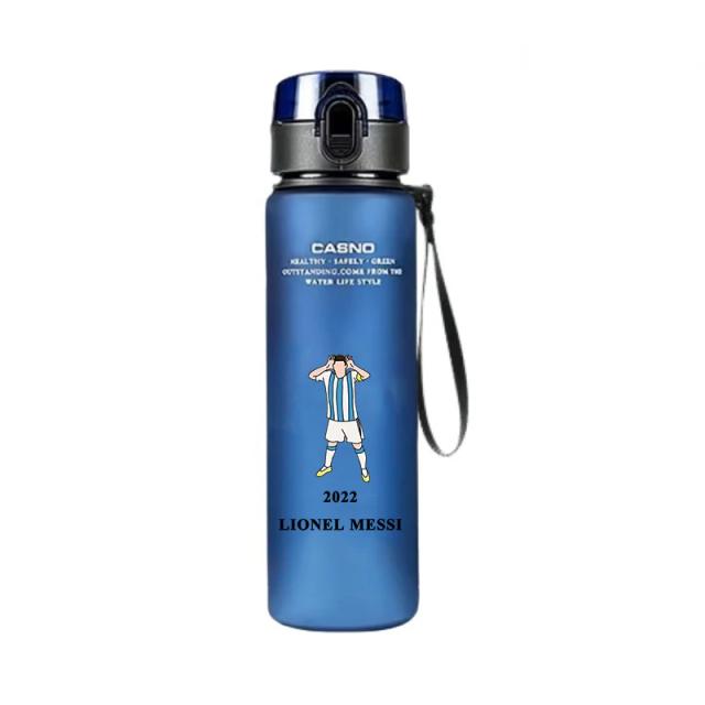 Copo Portátil para Esportes ao Ar Livre com Estampa de Futebol: Design Clássico, 560ml, Ideal para Bebidas e Cafés com Messi, Neymar e Ronaldo