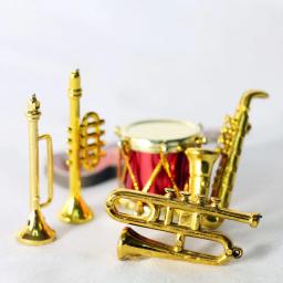 Dollhouse Acessórios com microfone para boneca em miniatura, instrumentos musicais, trompete, violino, guitarra, modelo piano, bateria, escala 1/12 - Image 4