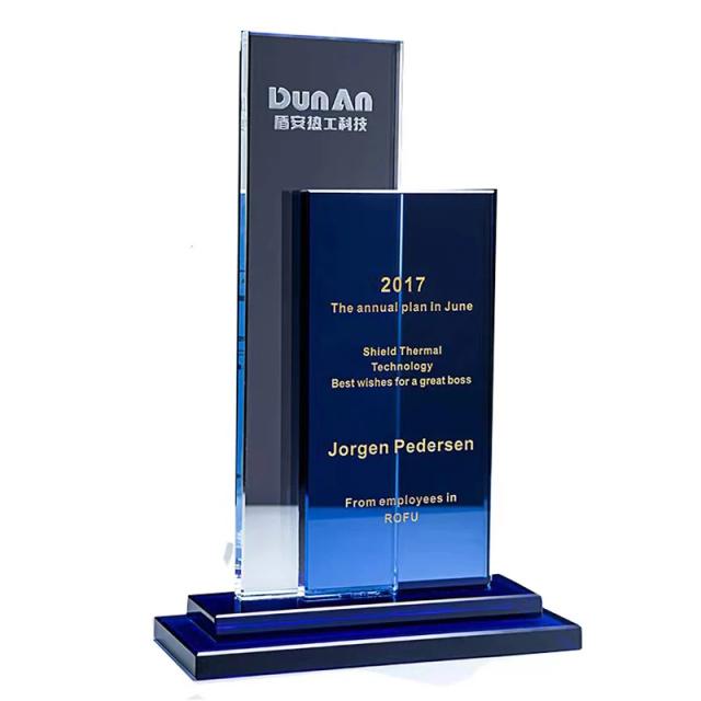 Troféu de Cristal Personalizado para Eventos: Ideal para Filmes, Música e Empresas com Logotipo e Texto Exclusivos