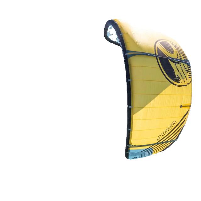 Explorando o Kiteboarding e Kitesurf: Equipamentos Cabrinha Moto e Orange Kite de 12m