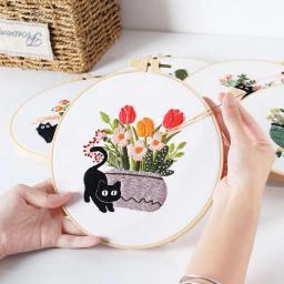 Cross Stitch Embroidery Starter Kit, Kit DIY com aros, Perfeito para amantes de gatos, Design bonito do gato - Image 1