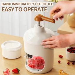 Máquina de gelo raspada portátil Mini triturador de gelo Fabricante de milkshake Portátil Máquina de granizo pequena Ferramenta de cozinha - Image 2