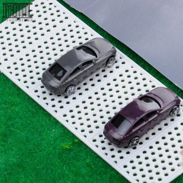 Diorama de Cidade com Modelo Diminuto do Trem N Escala 1:50 a 1:200 com Carros, Caminhões e Ônibus na Garagem