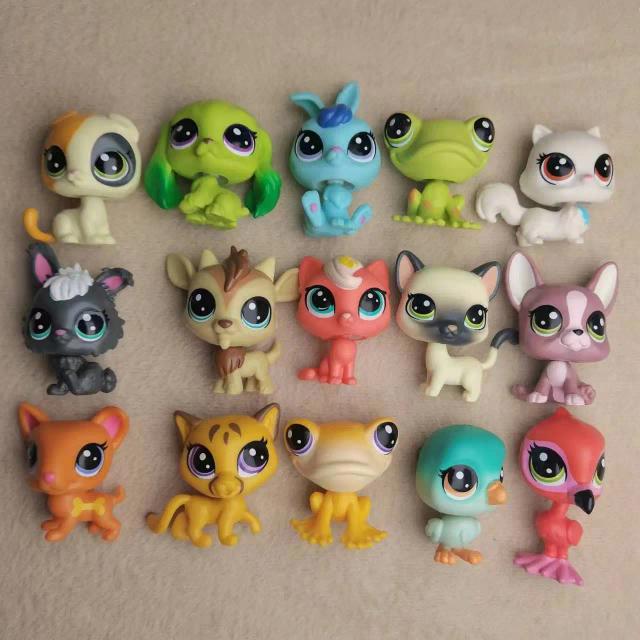 Coleção de Brinquedos Littlest Pet Shop: Gatinho, Dachshund, Collie e mais com Cabeça Bobble e Estilo Único