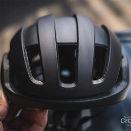 Ultraleve capacete de ciclismo à prova de choque forro pc escudo ajustável respirável bicicleta capacete esportes ao ar livre ciclismo equipamentos 56-62cm - Image 1