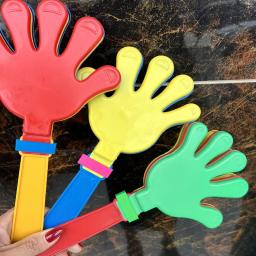 Brinquedos coloridos Hand Clapper para crianças, cor aleatória, Palm Clap, Cheering Birthday Gift, favores de festa, Clapping Props, moda, 3pcs - Image 3