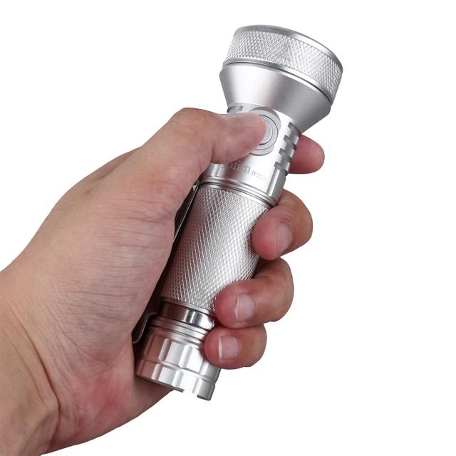 Sofirn IF22A Lanterna LED 2100lm 21700 USB-C Potente