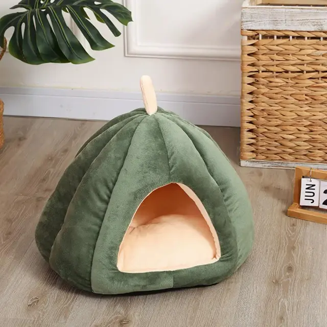 Cama Soft Plush em Forma de Melão para Gatos: Cocoon Quente e Aconchegante para o Seu Pet