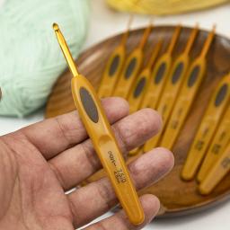 8 pçs artesanal crochê gancho conjunto pontos ferramenta de costura em casa agulhas de tricô liga alumínio diy portátil - Image 5