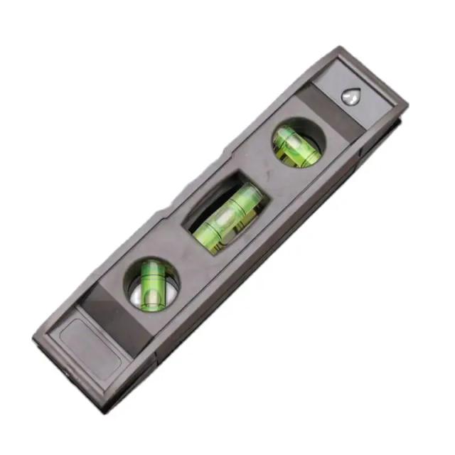 Régua Niveladora de Plástico para Medir Nível de Água - Preta, 150x33x14mm