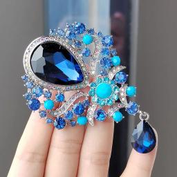 Broches grandes de cristal d'água para mulheres, moda vintage, estilo pingente, alfinetes de casamento elegantes, joias de festa, luxo, elegante - Image 2