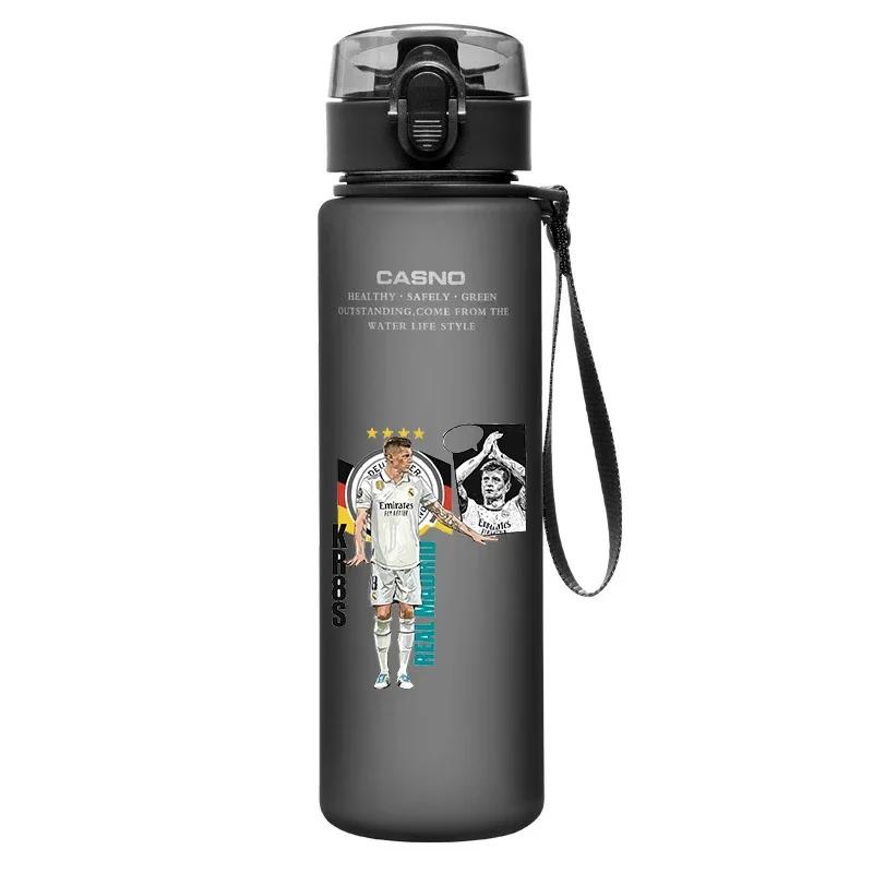 Copa de água portátil do futebol com tampa flip, Messi, Ronaldo, estrela do futebol, garrafa, copo de café, esportes ao ar livre dom, 560ml - Image 1