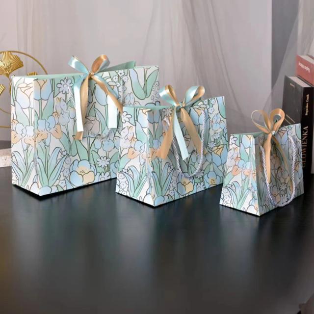 Embrulho de Presente para Aniversários e Datas Especiais: Sacos Tote e de Papel para Dia dos Namorados e Tanabata