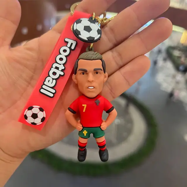 Chaveiro de Futebol com Pendente de Estrela - Presente Perfeito para Fãs de CR7