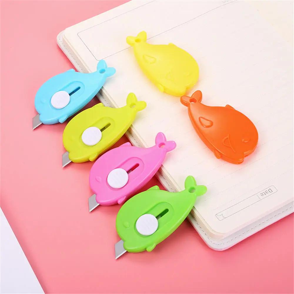 Kawaii Mini Bolso Utility Faca com Chaveiro Buraco, Express Box Cortador De Papel, Arte Artesanato Abridor de Embrulho, Escritório e Papelaria Escola - Image 1
