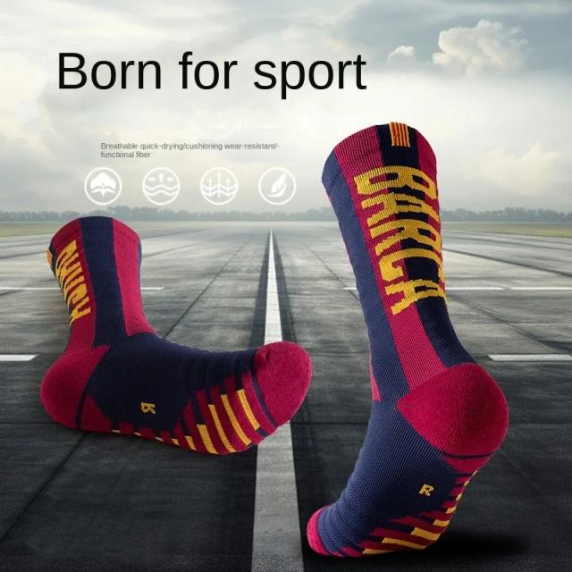 Meias Esportivas Personalizadas com Logotipo para Homens - Alta Qualidade e Desempenho em Futebol e Basquete no Atacado