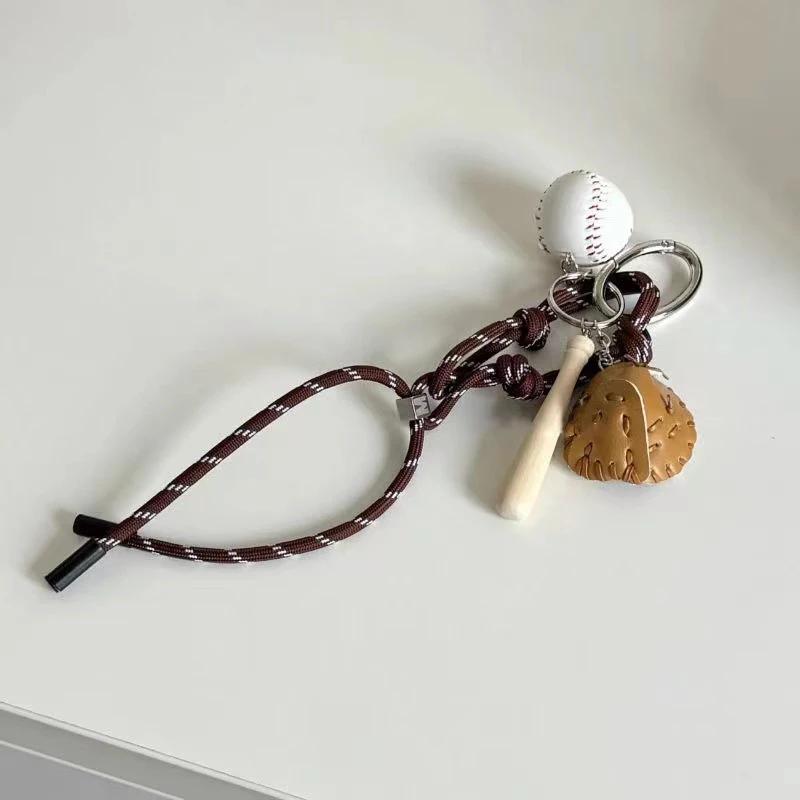 Chaveiro personalizado com decoração de beisebol badminton, pingente de bolsa estilo esportivo moda casual legal - Image 1