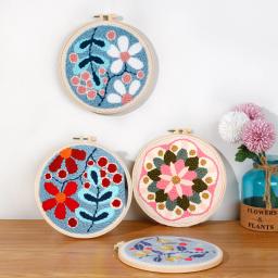 Kit de agulha de soco DIY com fio Kit de bordado de flores Conjunto de tufos mágicos Ferramentas de ponto cruz para tricô Kit De Artesanato Tapete Enganchando Kit Ponto Cruz Arte E Artesanato De Agulha Pilha de laço - Image 3