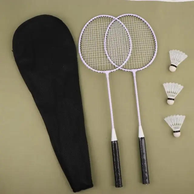 Conjunto de Raquetes de Badminton Profissional em Fibra de Carbono com Bolsa e Volantes - Kit Completo para Treinamento e Lazer