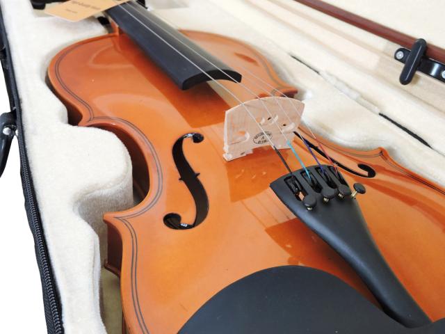 Violino Barth 4/4 NT Completo com Estojo, Arco e Breu Inclusos