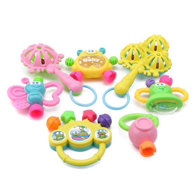 Brinquedos de Chocalho para Bebê - Kit com 7 Peças - Desenvolvimento Infantil 0-12 Meses