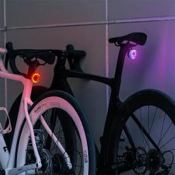Conjunto de Luzes de Ciclismo 400/600/800LM Bike Regular/Pendurado Luz Frontal Spiderweb Padrão Sensor de Freio Colorido Luz Traseira - Image 6
