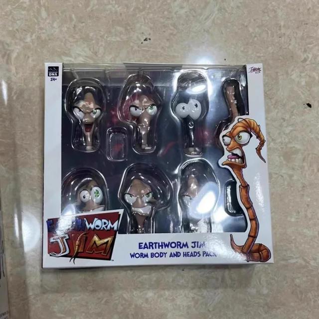 Figura de Ação Minhoca Jim Anime com Corvo - Estátua Colecionável e Brinquedo Presente para Crianças