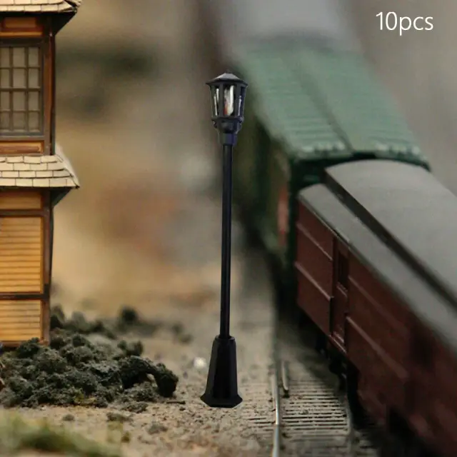 10 Miniaturas de Luminárias em Escala HO para Decoração de Jardins e Cenários de Ferromodelismo