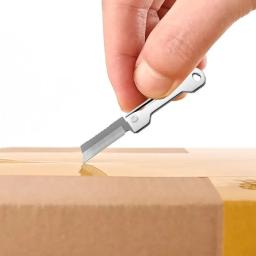 Mini faca portátil para acampamento ao ar livre, canivete inoxidável multifuncional, pingente de chaveiro, faca dobrável - Image 4