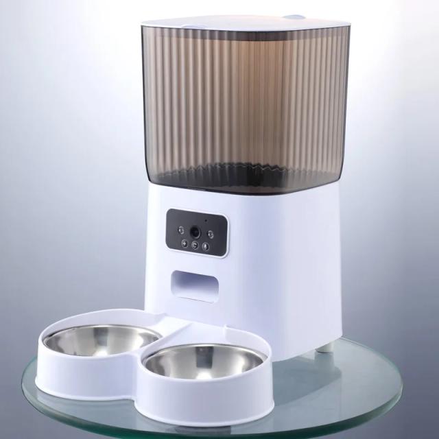 Alimentador Automático Inteligente para Pets com Controle Remoto e Programação de Porções para Gatos e Cães