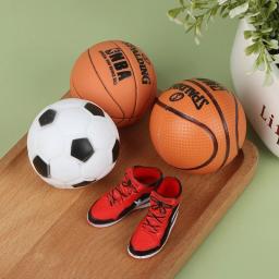 1pc casa de bonecas em miniatura bola de esportes de futebol e basquete decoração acessórios boneca casa de bonecas decoração dropshipping - Image 4