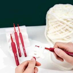 Premium Aluminum Crochet Hooks, Grip de borracha macia, alças almofadadas, agulhas de tricô, tranças Knitting Tool, vermelho, 2mm-6mm - Image 5
