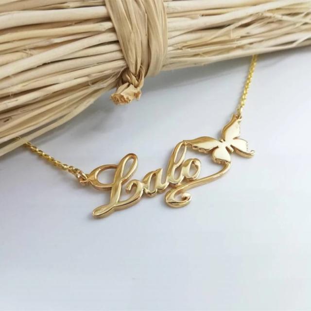 Colar Personalizado em Aço Inoxidável com Borboleta: Joia Fofa e Presente Ideal para Mulheres e Filhas