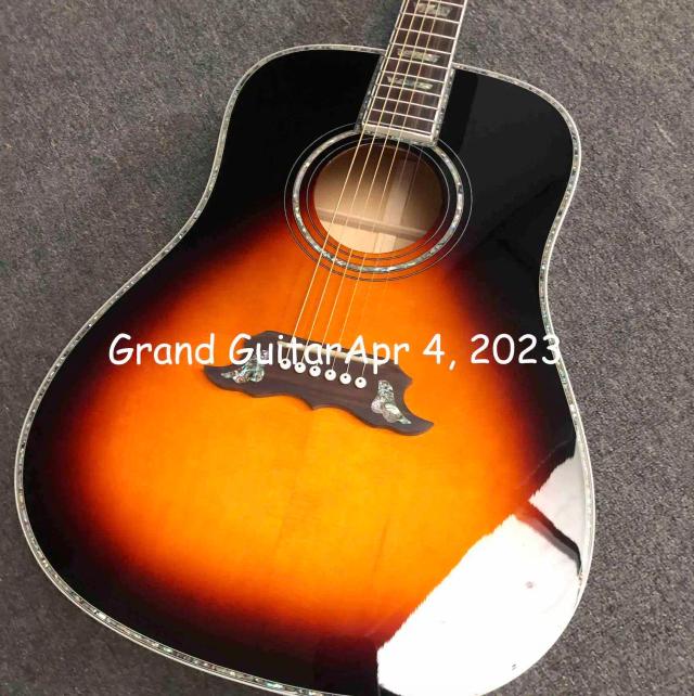 Guitarra Acústica Deluxe com Corpo em Flamed Maple, Encadernação em Abalone e Braço em Rosewood - 5 Peças
