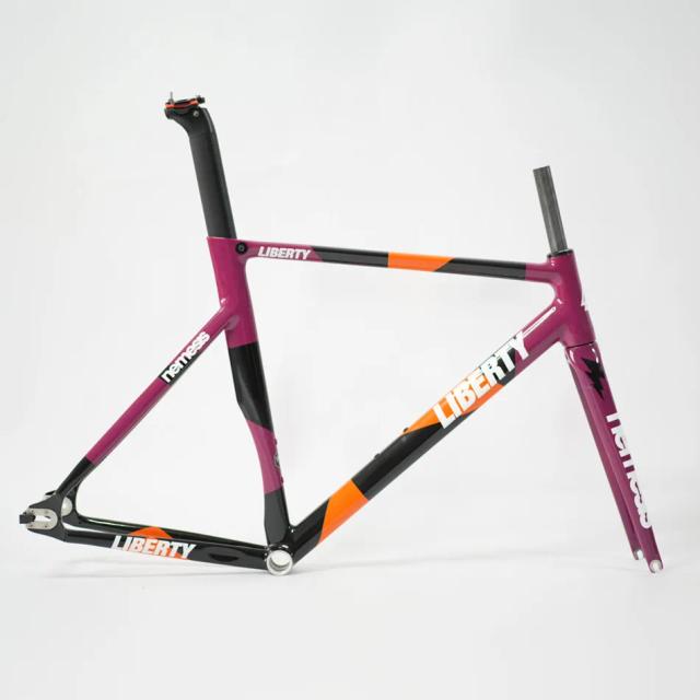 Quadro Liberdade Alumínio e Carbono 700C Pista Engrenagem Fixa