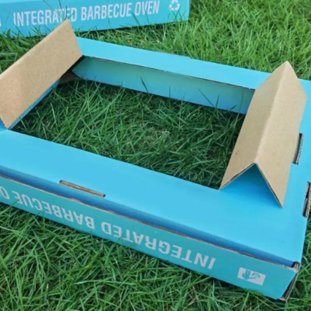 Grelhador de Carvão Portátil para Mesa - Ideal para Acampamentos e Varandas Pequenas