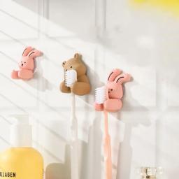 Porta-escovas de parede, ventosa, gancho de silicone, cremalheira para diversos, acessórios de banheiro, coelho e urso dos desenhos animados - Image 3