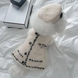 Ins novo preto e branco tecido sem mangas casaco cão casaco gato roupas para animais de estimação das senhoras roupas para cães de luxo designer roupas para cães - Image 2