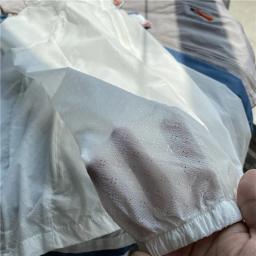 Jaqueta de proteção solar com capuz respirável para homens e mulheres Jaqueta de caminhada perfurada Casaco com capuz ultraleve Casaco de pele Roupas de acampamento Casal - Image 5