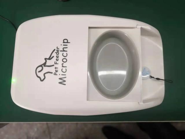 Alimentador Inteligente para Pets com Microchip: Superfeed para Cães e Gatos