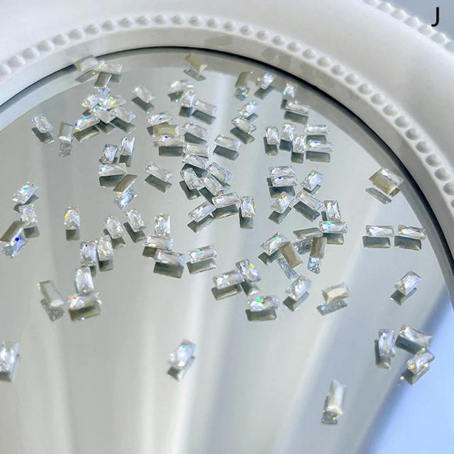 Decorações de Unhas 3D: 10 Peças de Zircão e Strass para Manicure DIY e Salão