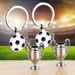 3D Metal Futebol Troféu Keychain para Eventos Esportivos, lembrança Keyring, pequeno presente, Copa Europeia, pingente periférico - Image 1