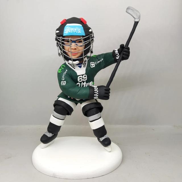Bonecas Artesanais Personalizadas de Hóquei no Gelo e Rugby: Kits DIY para Crianças e Presentes Especiais para Amigos