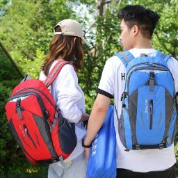 Bolsa portátil de montanhismo ao ar livre para homens e mulheres, mochila leve impermeável - Image 6