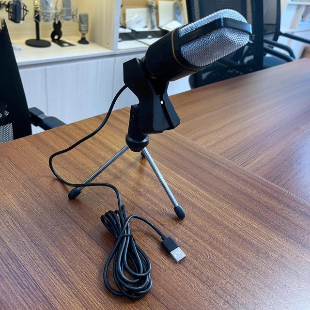 Microfone USB para Computador com Tripé, Cancelamento de Ruído e Ideal para Gaming, Streaming, Música e Podcasting