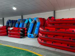 Barco inflável em PVC para 5 pessoas, caiaques de pesca a remo, piso Premium Air, esportes aquáticos ao ar livre, 330cm - Image 4