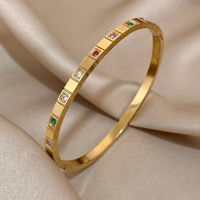 Pulseiras Femininas de Aço Inoxidável 316L com Zircões Coloridos e Banho de Ouro - Charme Romântico e Elegância Chic