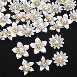 Elegantes encantos florais com imitação de pérolas strass para jóias DIY, decoração artesanal e acessórios, roupas e chapéus, 30 unid - Image 3