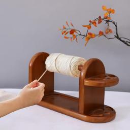Madeira lã bola Winder Stand Tool, suporte do fio, ferramentas de tricô, iniciantes Crochet acessórios, linha de costura, carretel, novo - Image 6