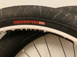 1 pçs maxxis ganchorm original rrban pneu de assalto para bicicletas de carga pedicabs plana/parque/estrada/verde pneu de bicicleta bmx pneus - Image 3